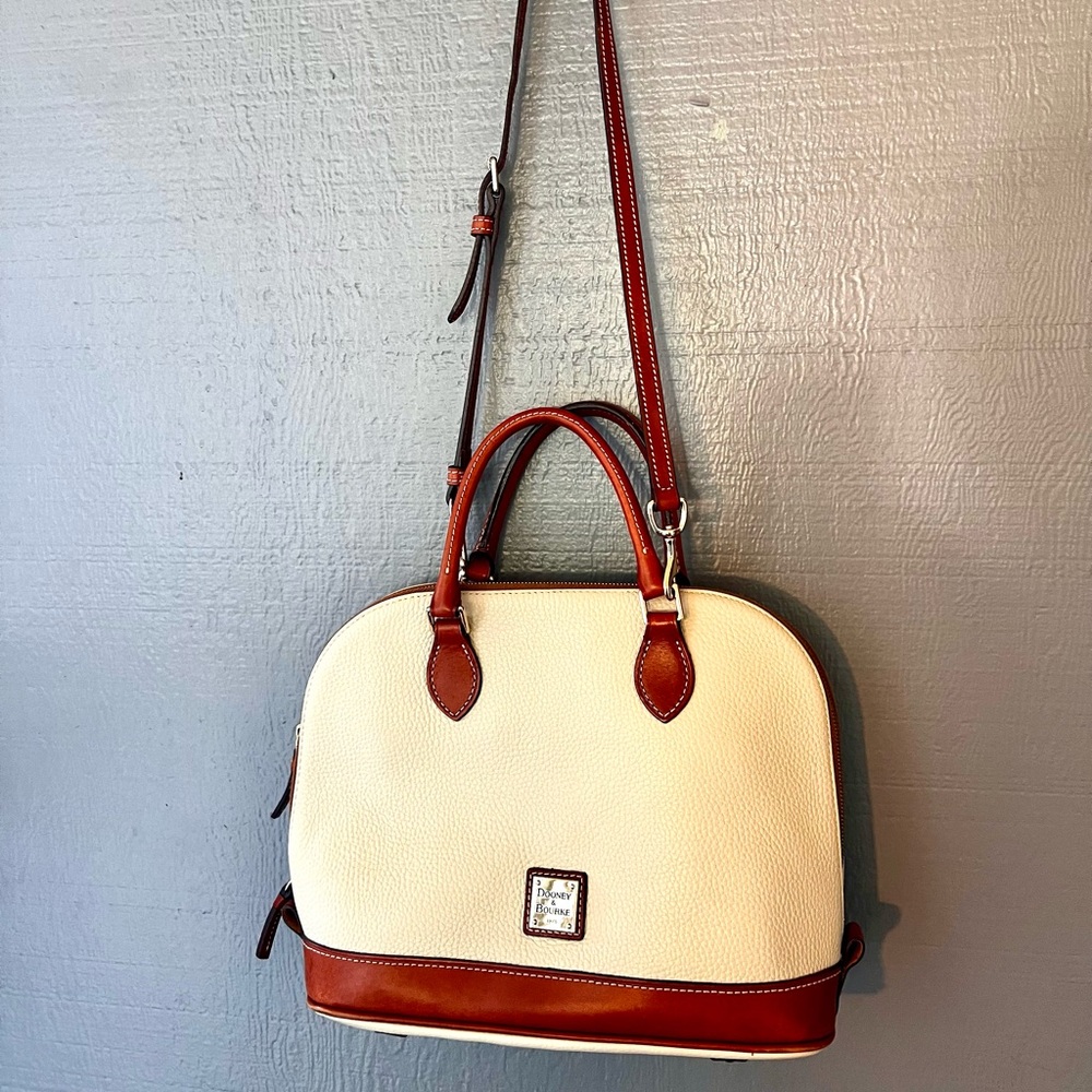 Dooney & Bourke Pebble Grain Zip Zip Leather Satchel Crossbody Cream / Tan EUC